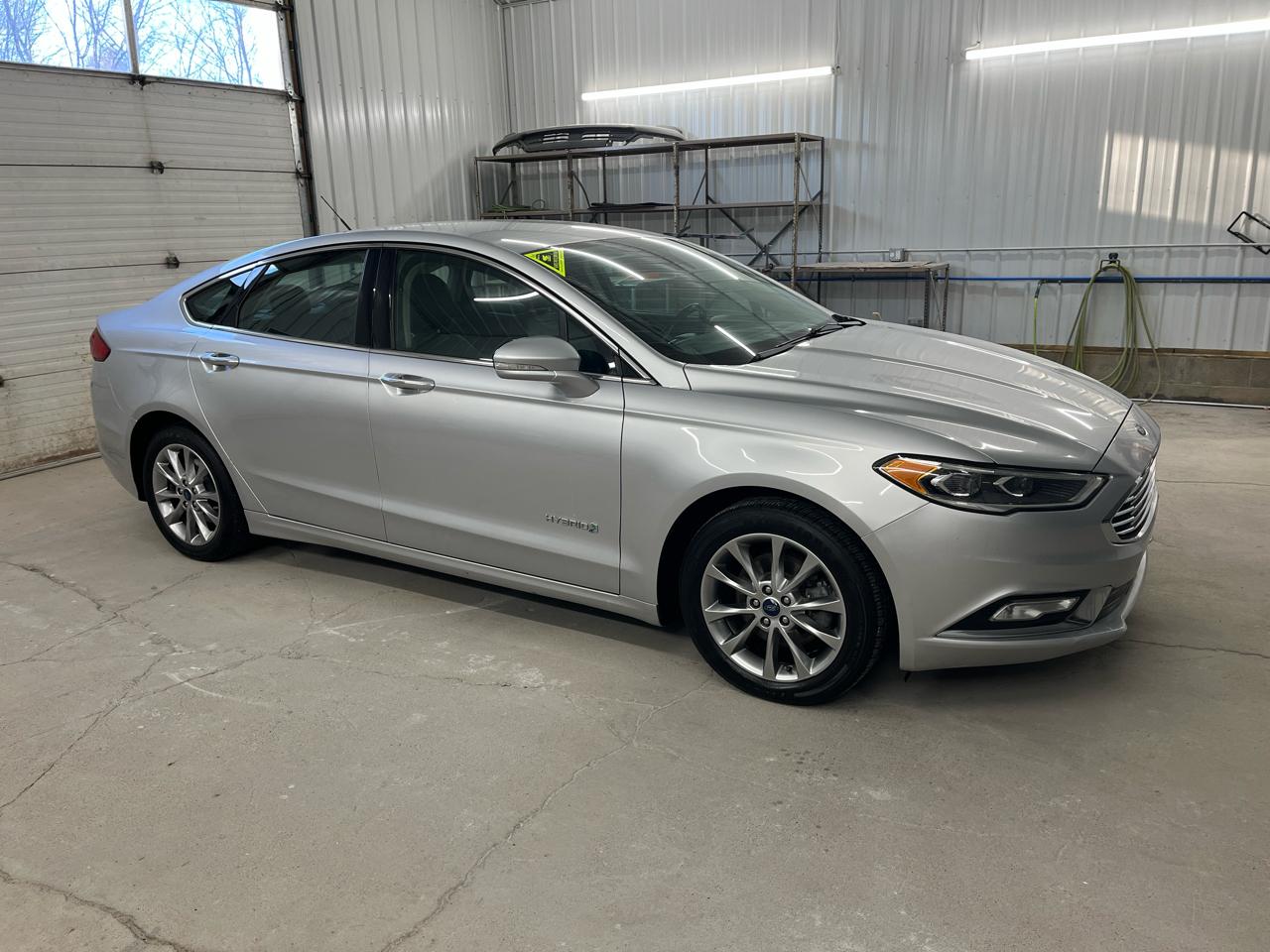 Ford Fusion Hybrid  2017