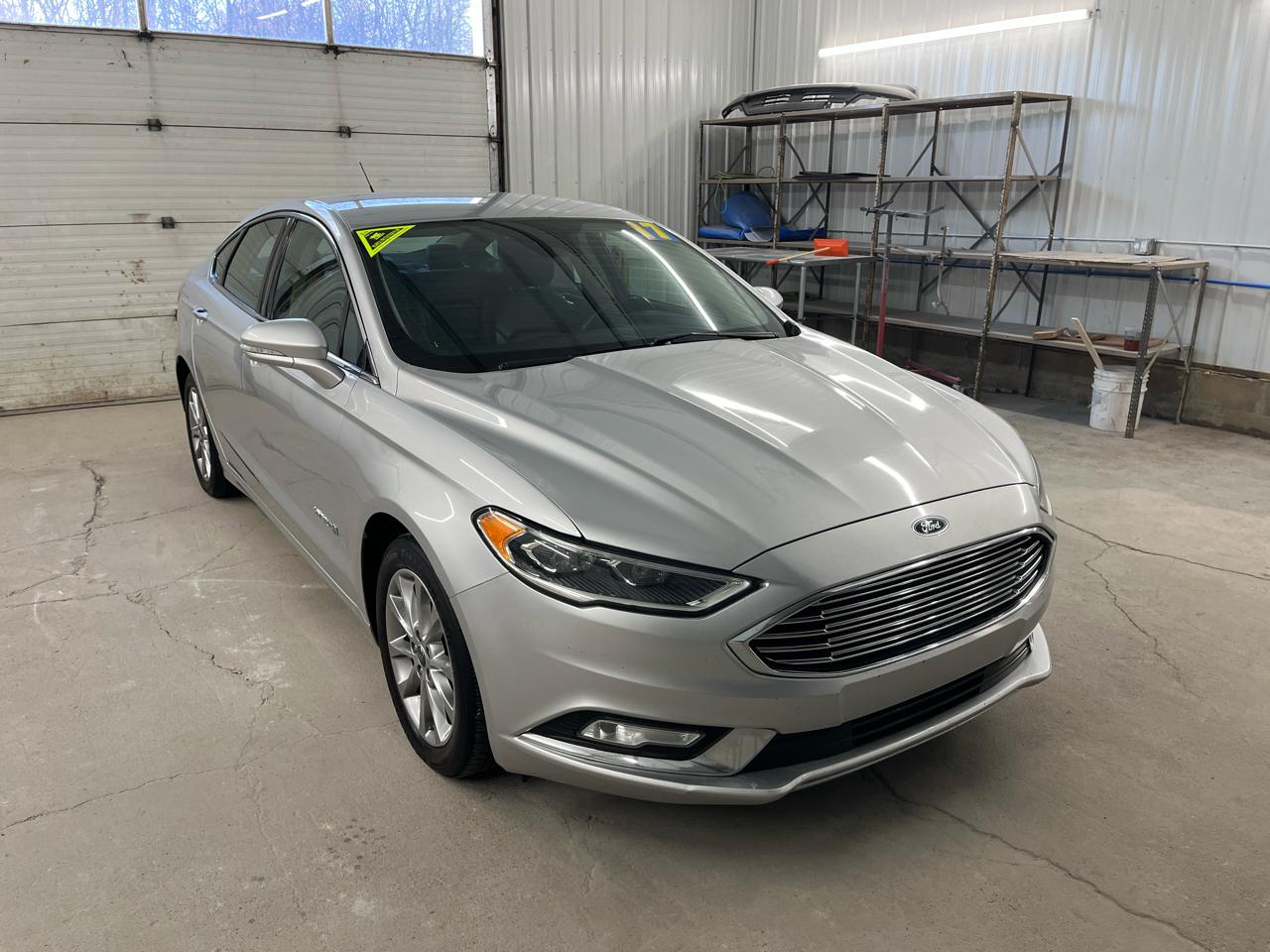 Ford Fusion Hybrid  2017