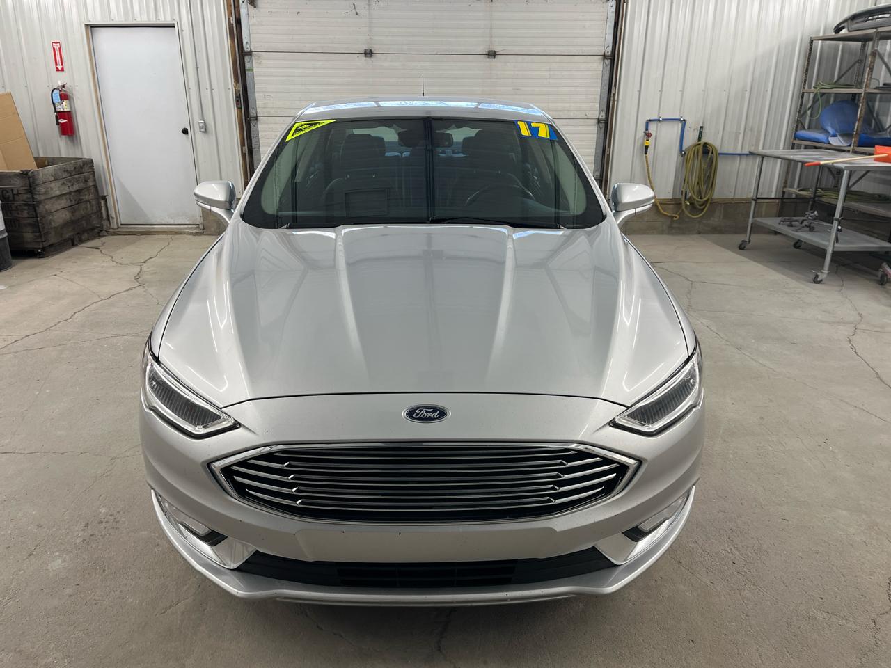 Ford Fusion Hybrid  2017