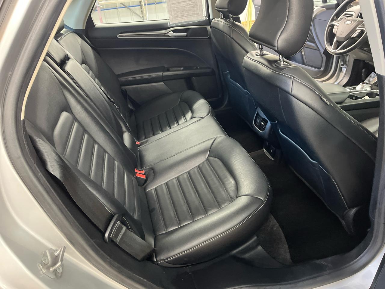 Ford Fusion Hybrid  2017