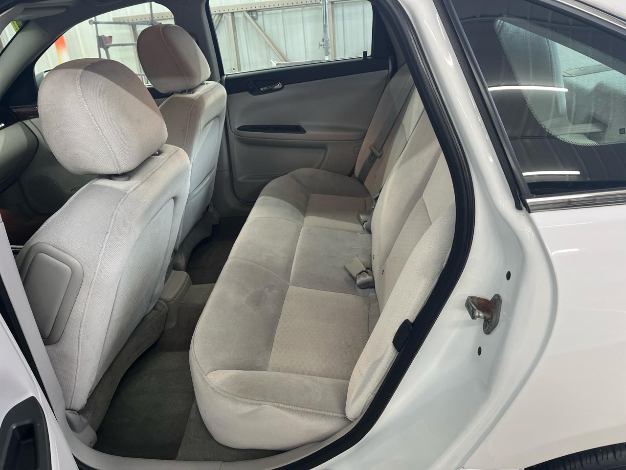 Chevrolet Impala  2011