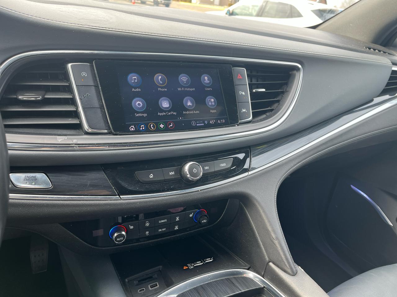 Buick Enclave Essence 2022