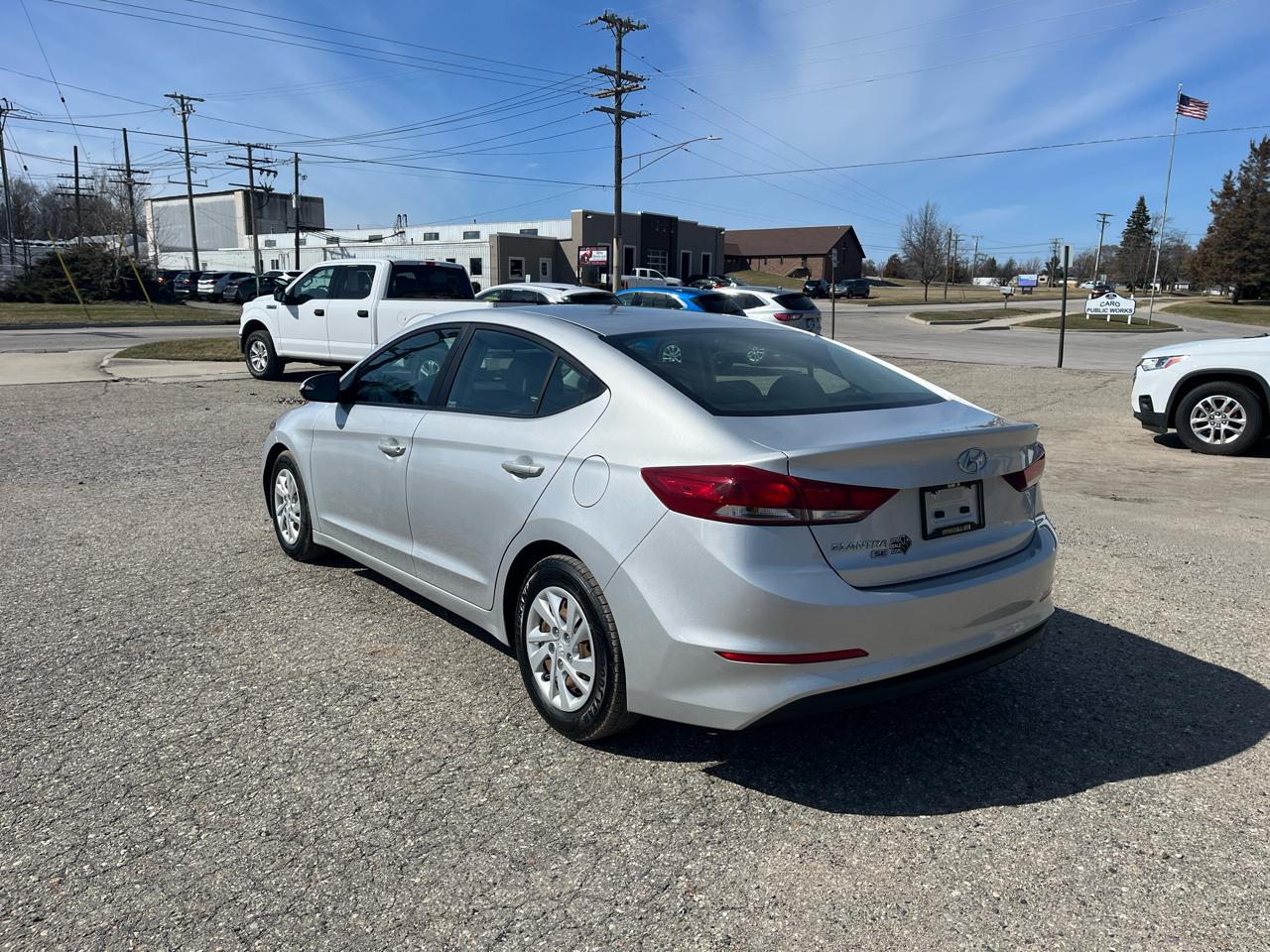 Hyundai Elantra  2018