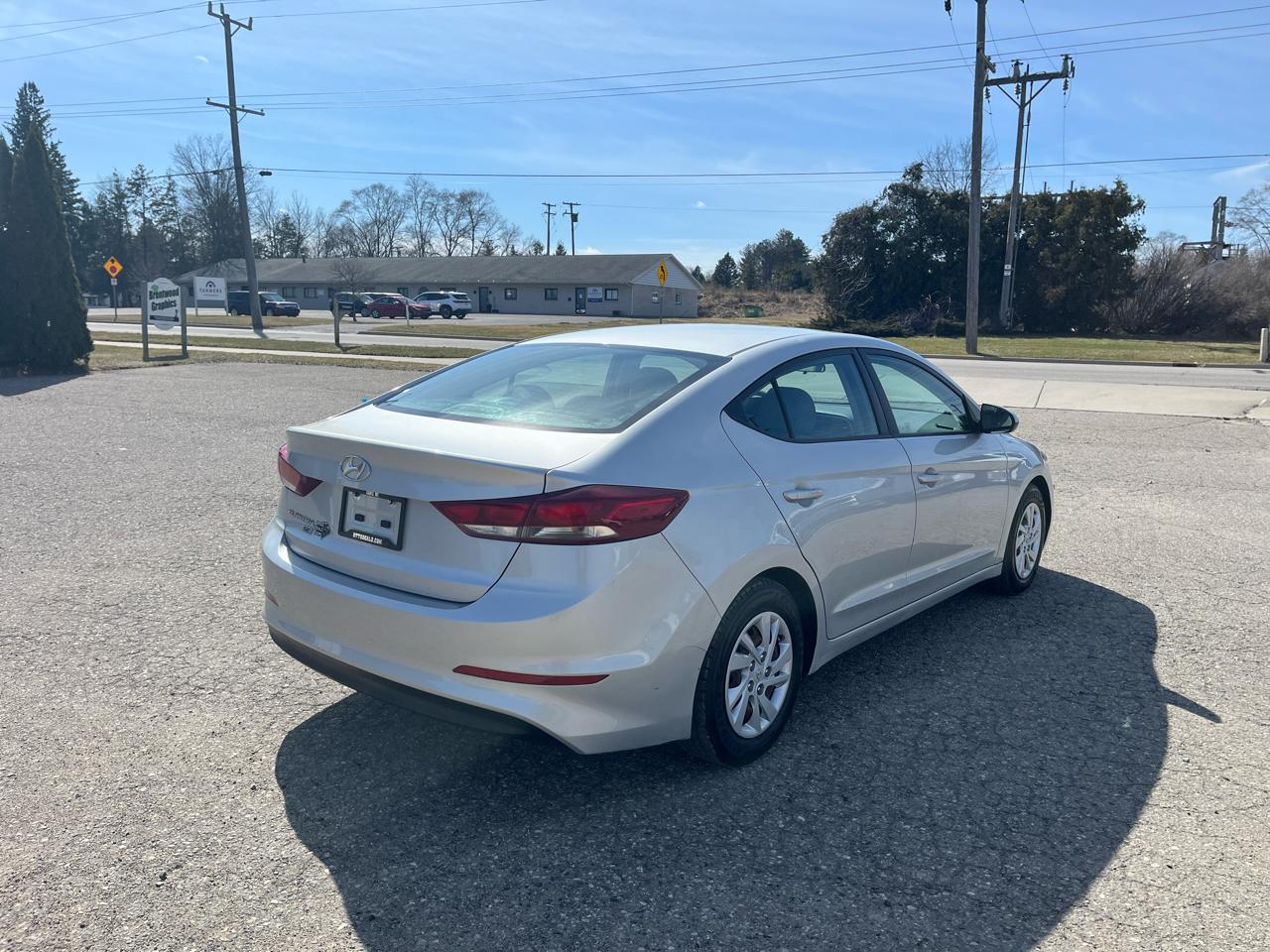 Hyundai Elantra  2018