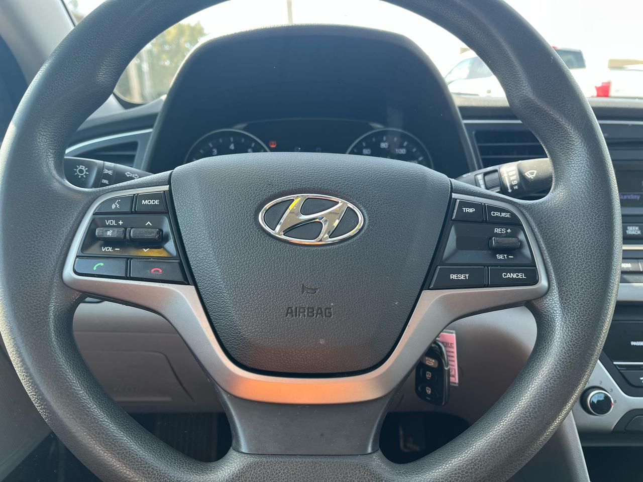 Hyundai Elantra  2018