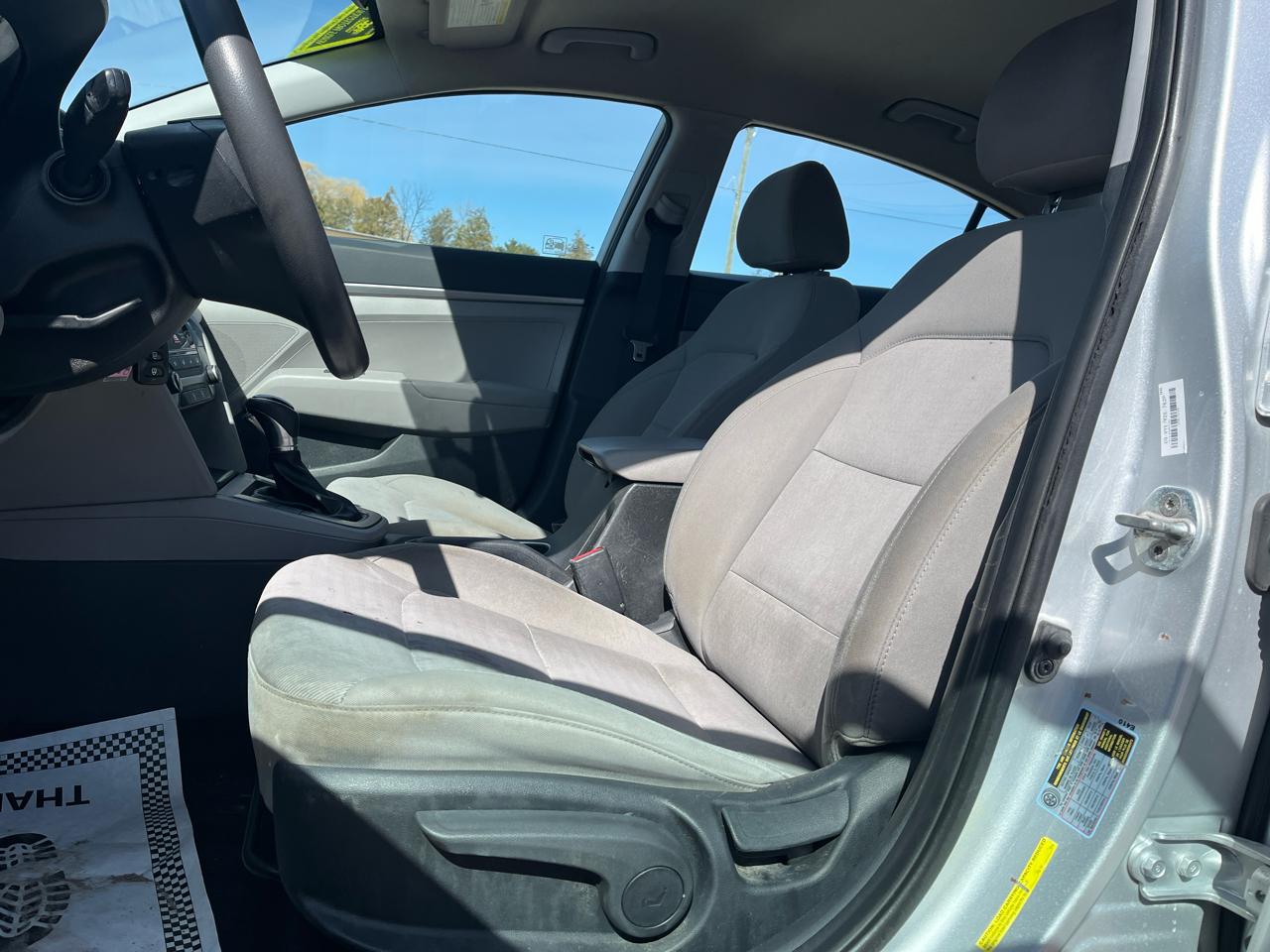 Hyundai Elantra  2018