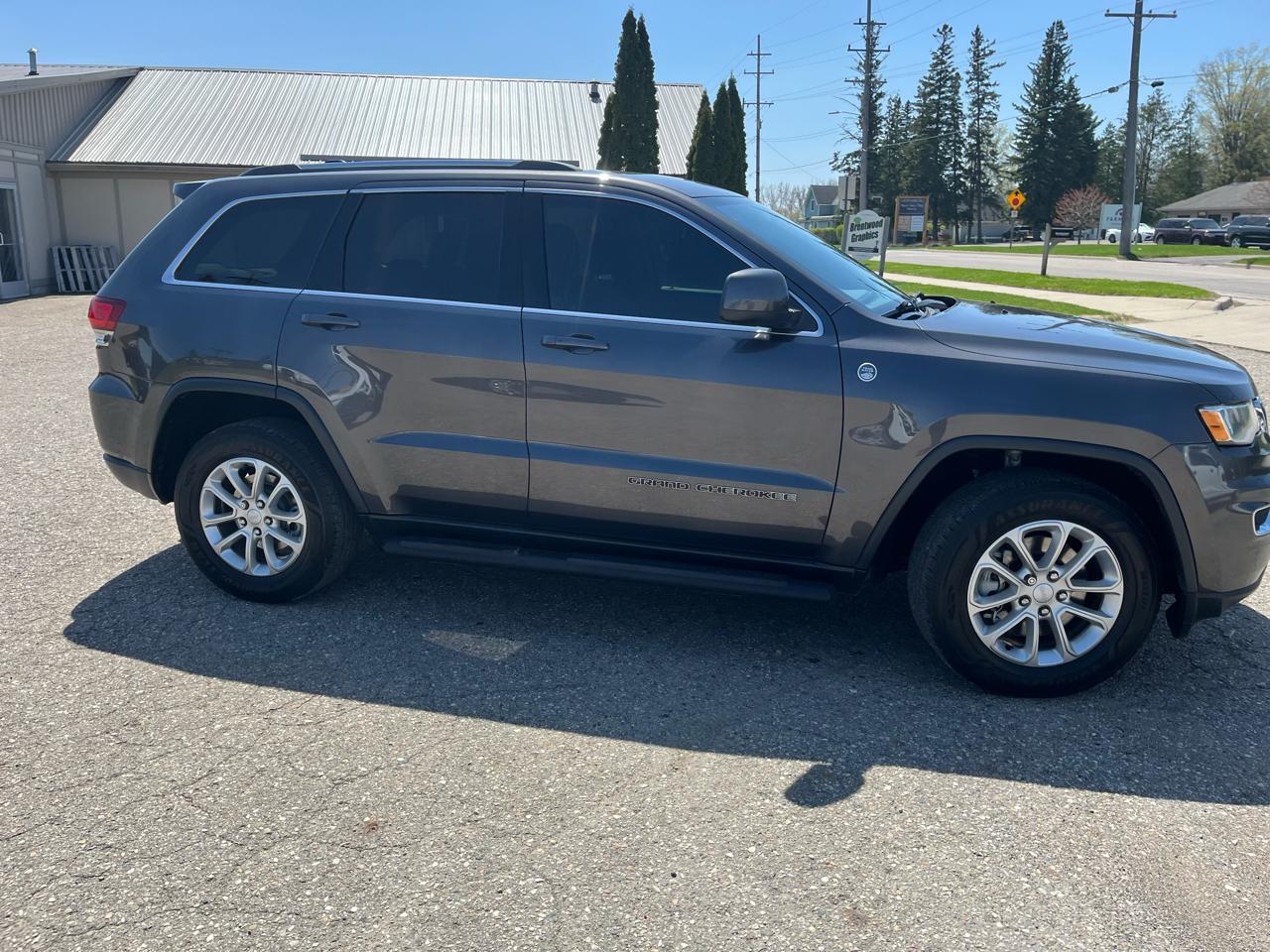 Jeep Grand Cherokee  2021