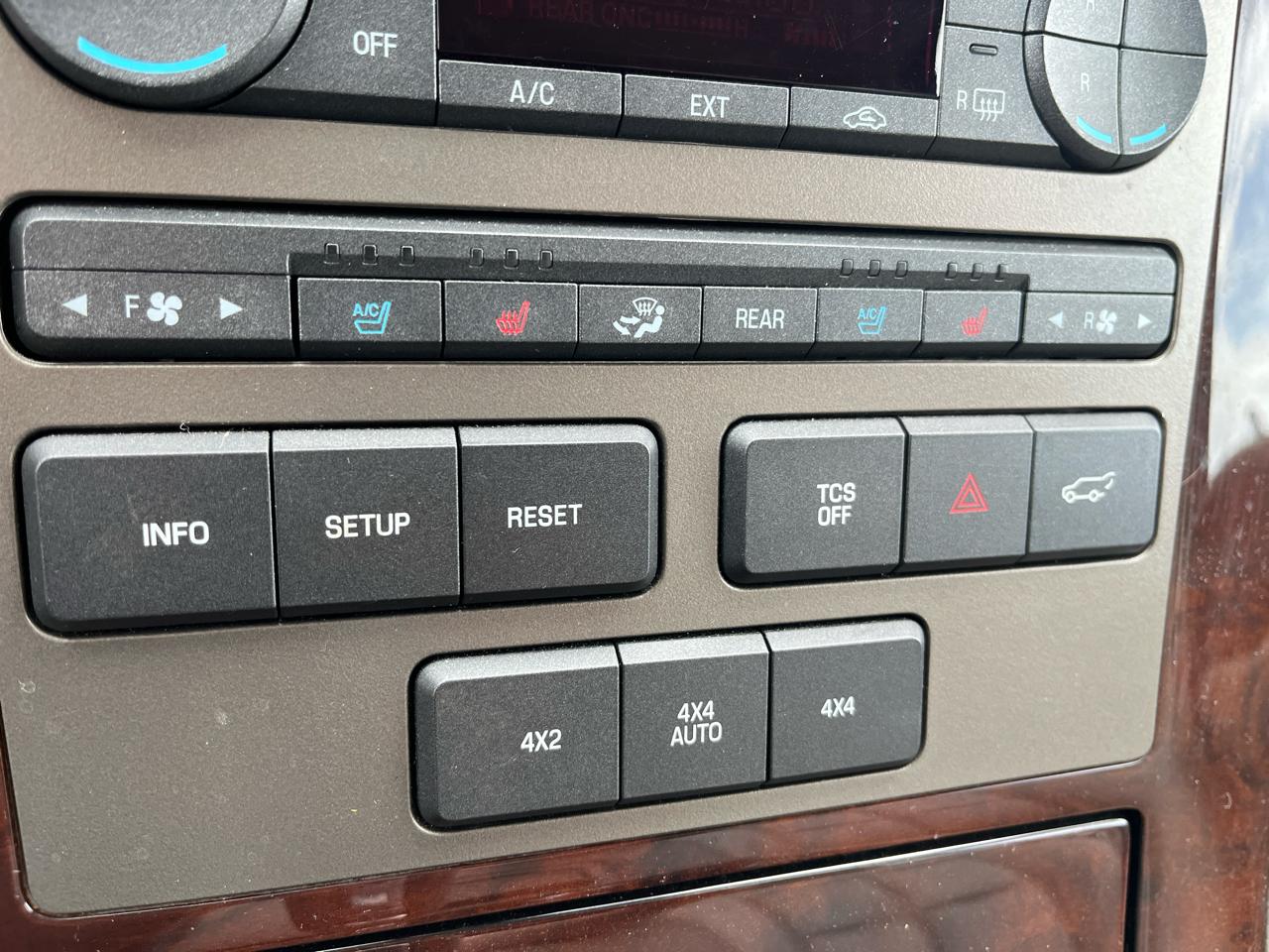 Lincoln Navigator  2012