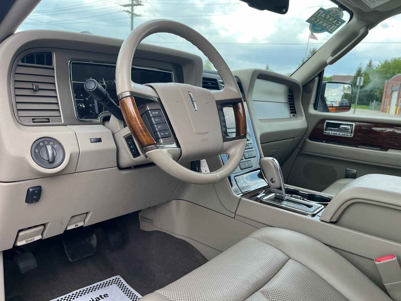 Lincoln Navigator  2012