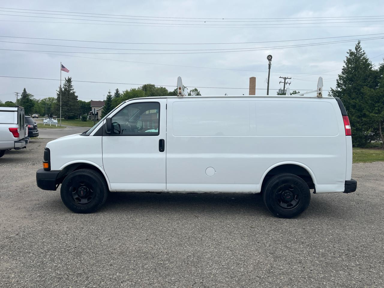 GMC Savana  2016