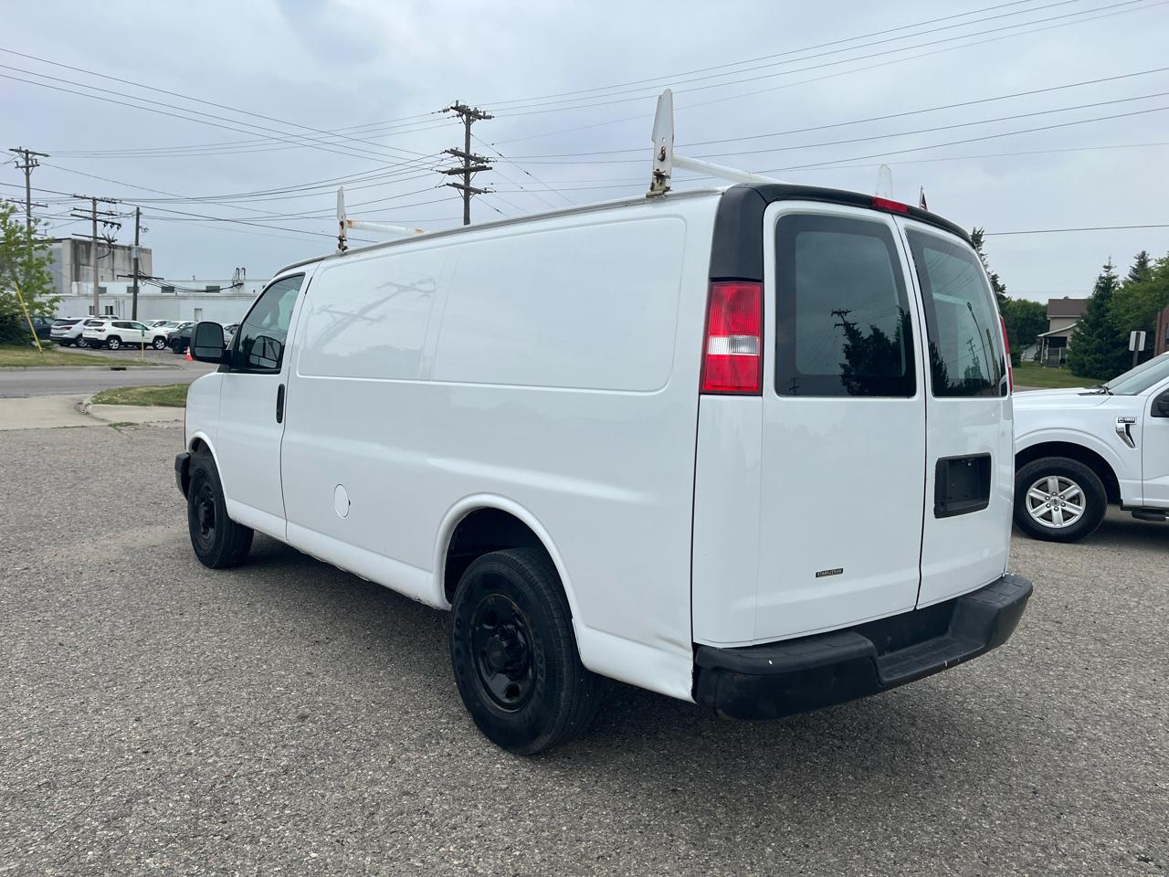 GMC Savana  2016