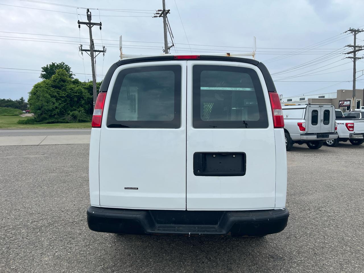 GMC Savana  2016
