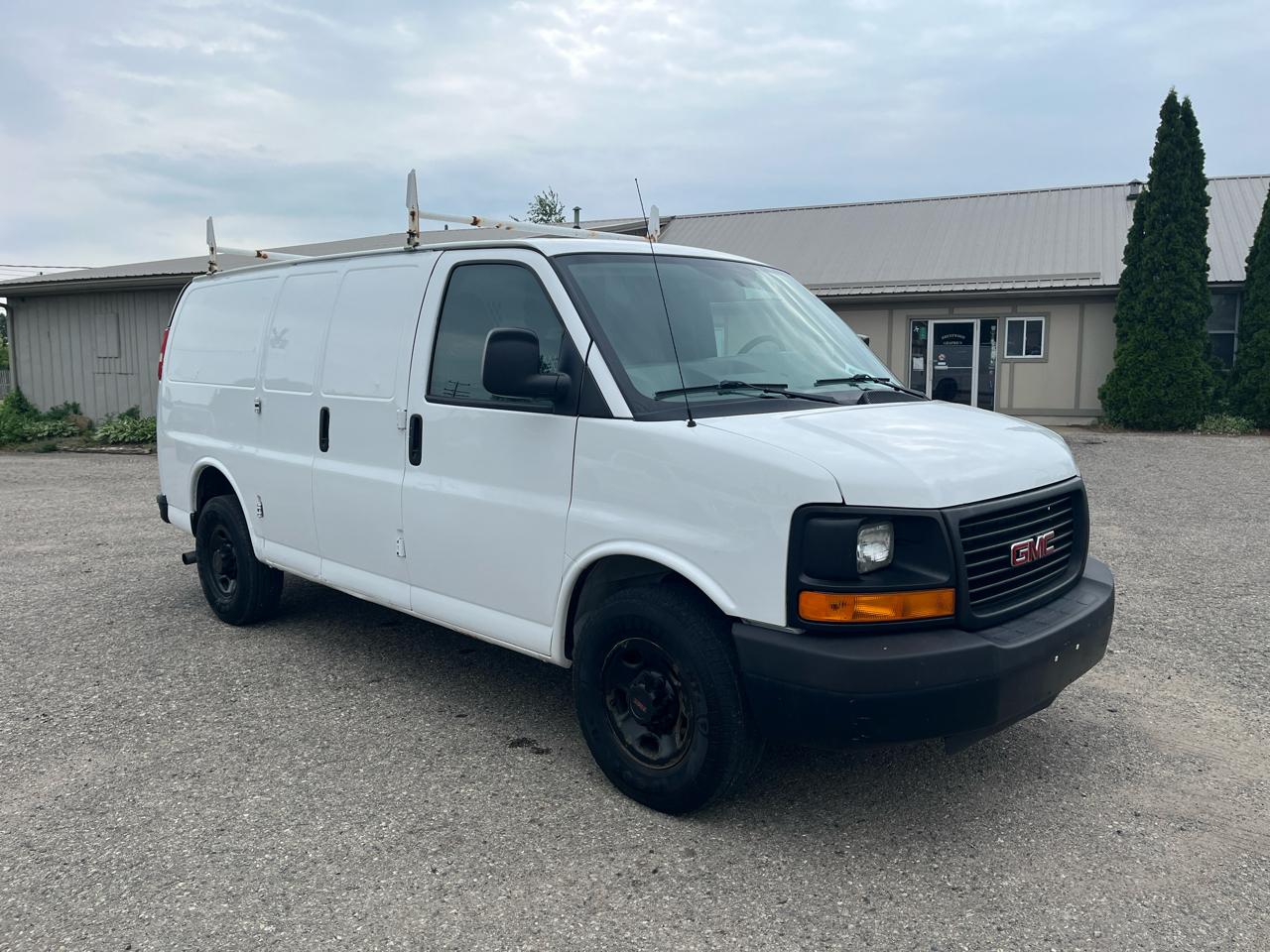 GMC Savana  2016