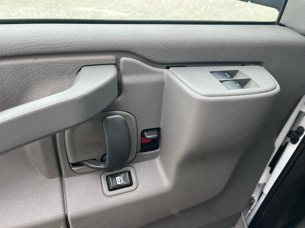 GMC Savana  2016
