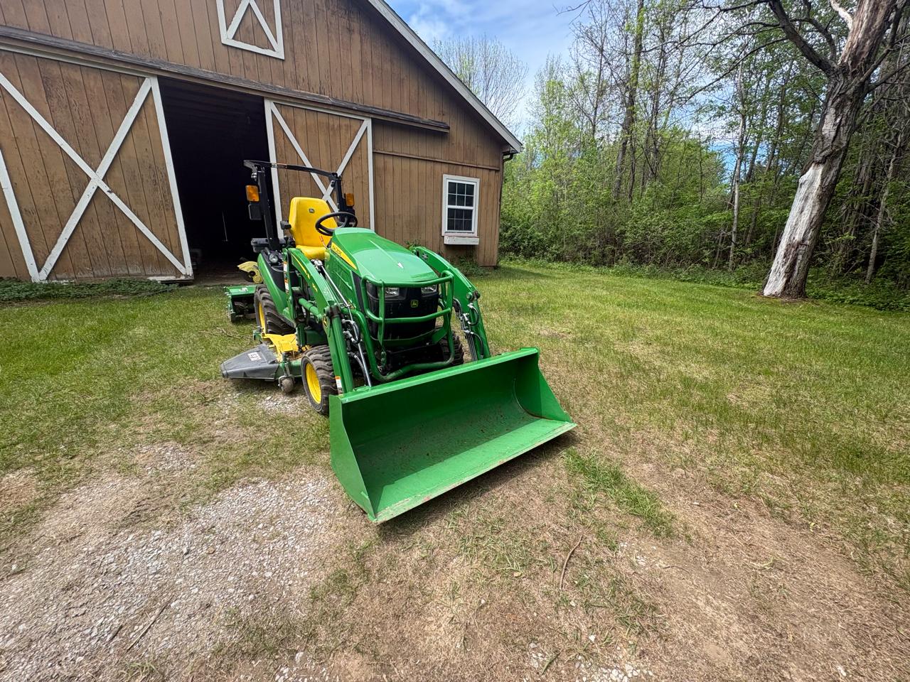 John Deere 1025R  2020