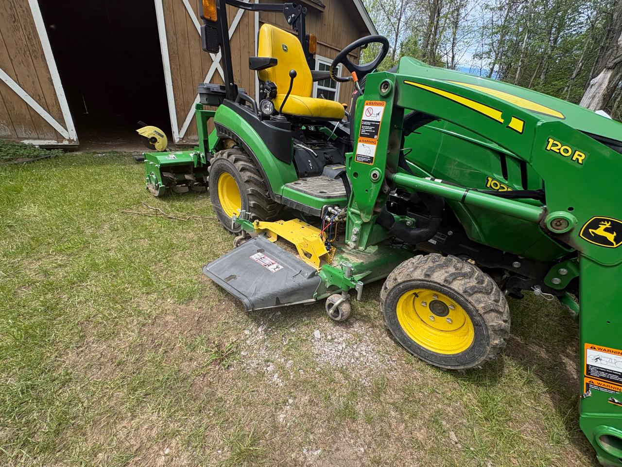 John Deere 1025R  2020