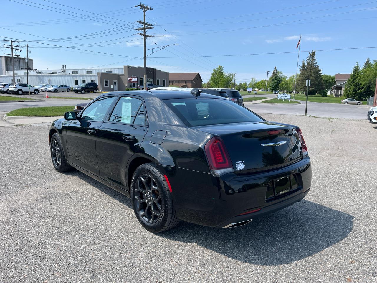 Chrysler 300  2019