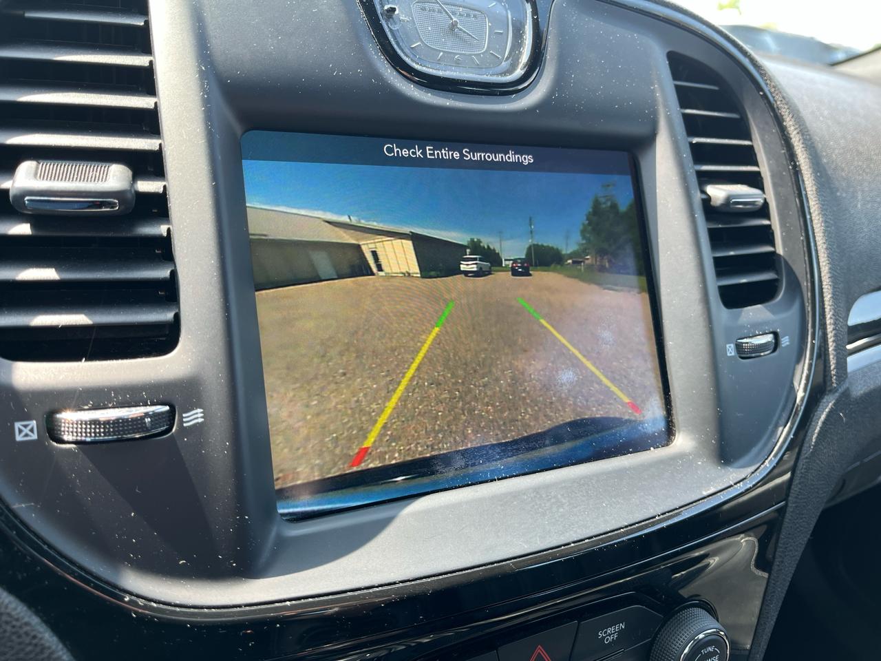 Chrysler 300  2019