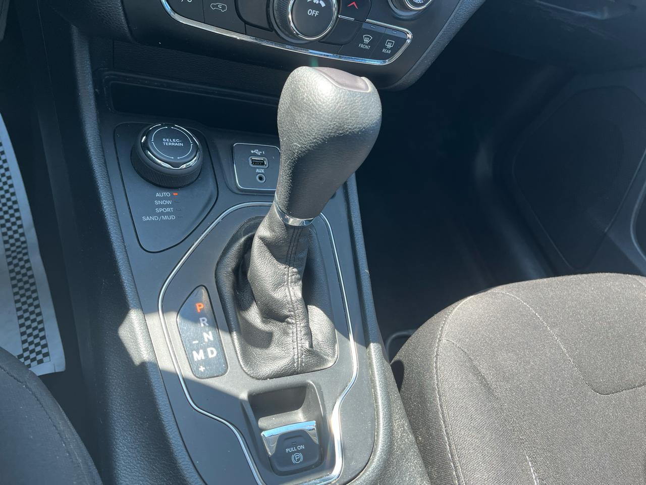 Jeep Cherokee  2020