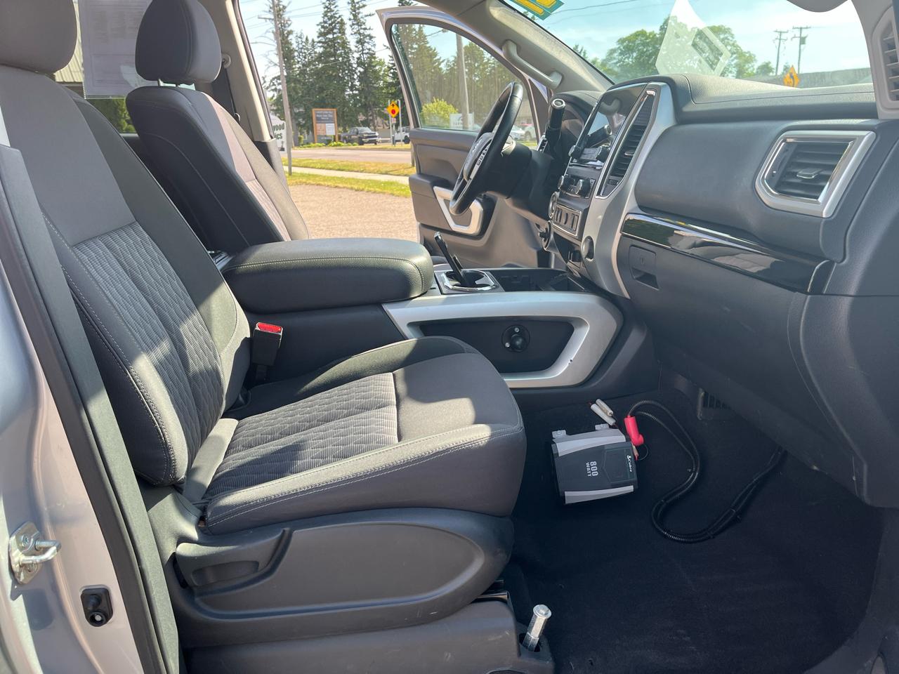 Nissan Titan XD  2021