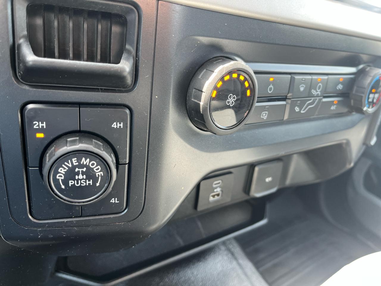 Ford F-150  2021