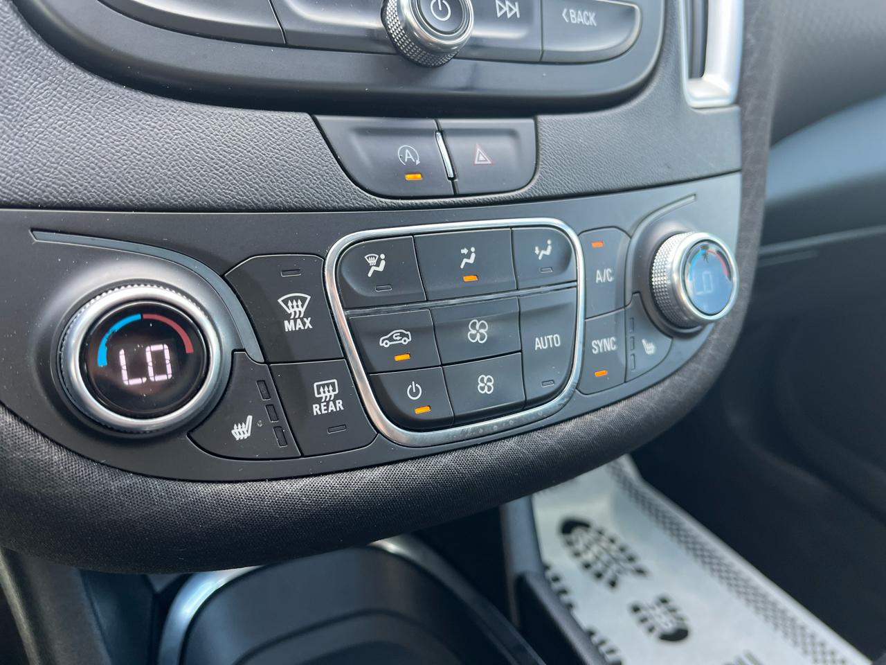 Chevrolet Malibu  2022