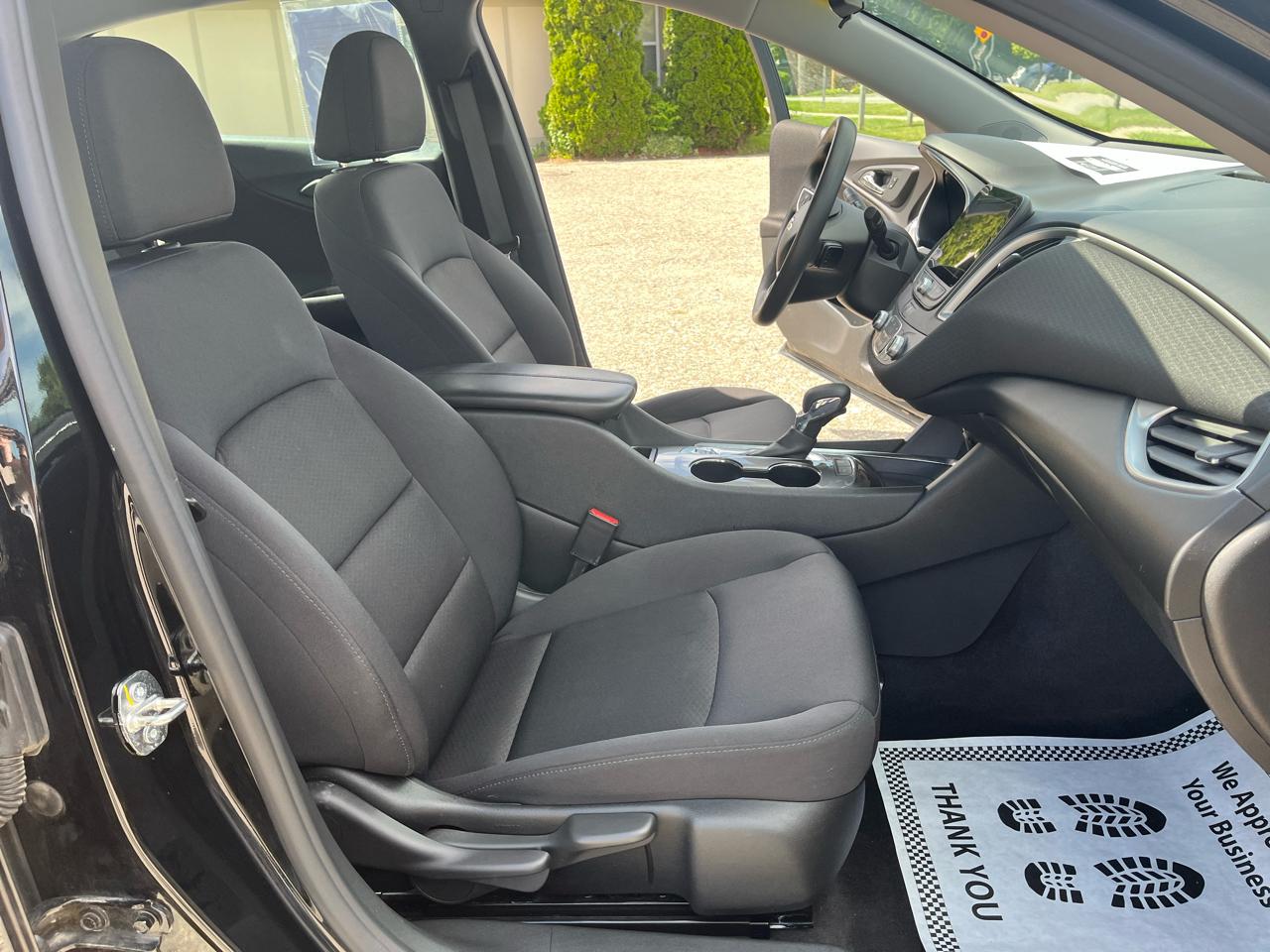 Chevrolet Malibu  2022