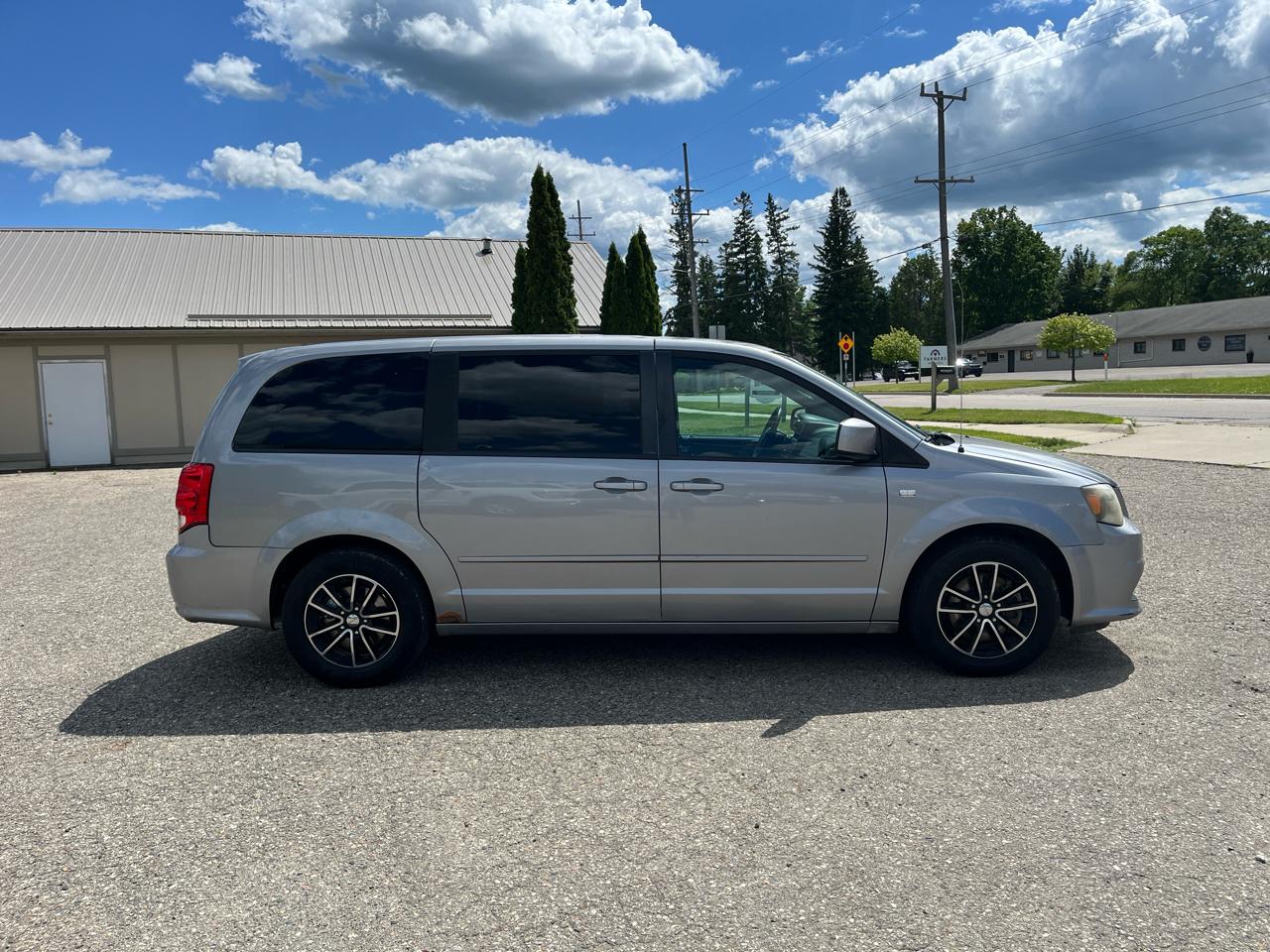 Dodge Grand Caravan SE 2014