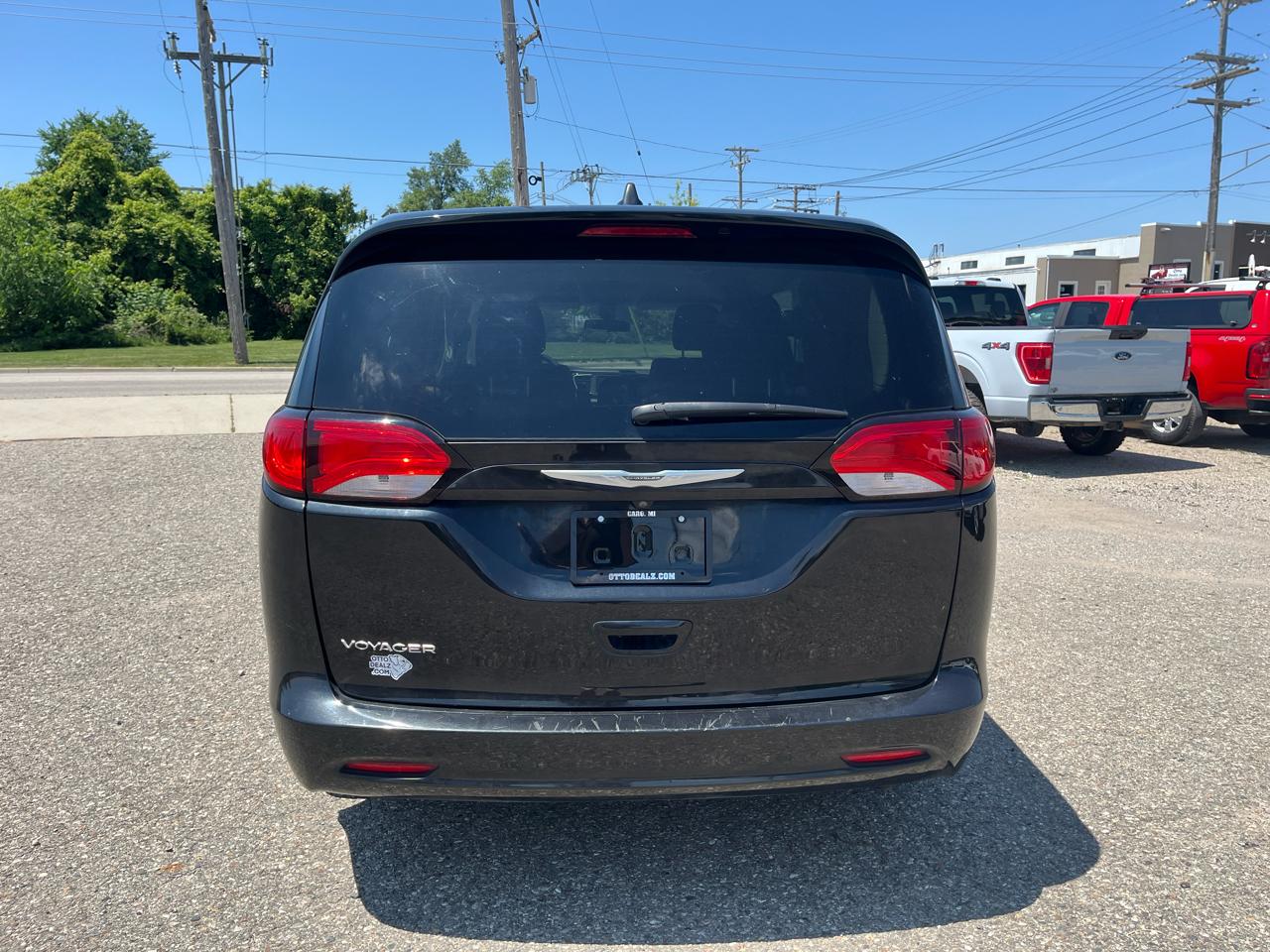 Chrysler Voyager  2022
