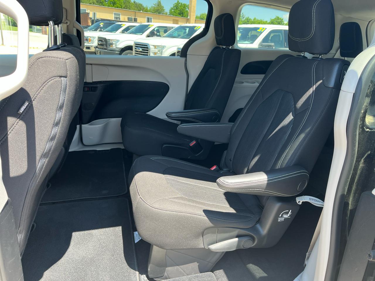 Chrysler Voyager  2022