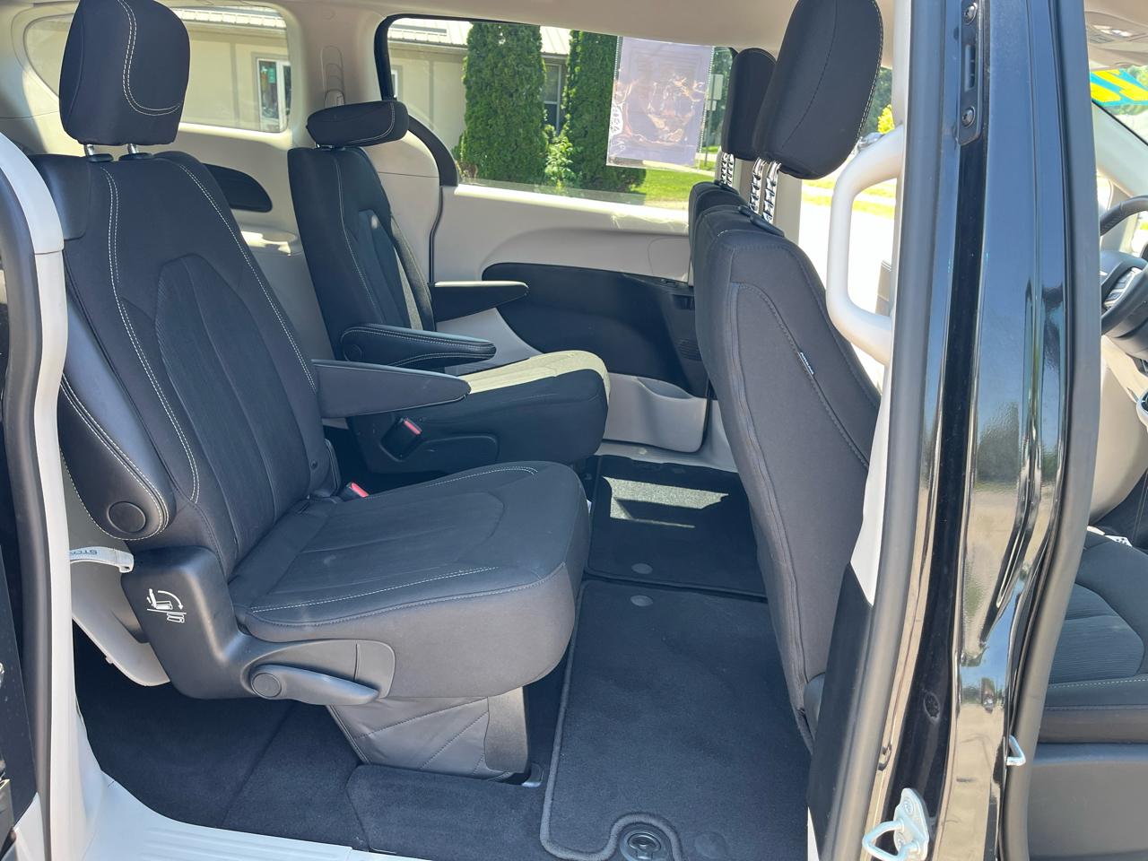 Chrysler Voyager  2022