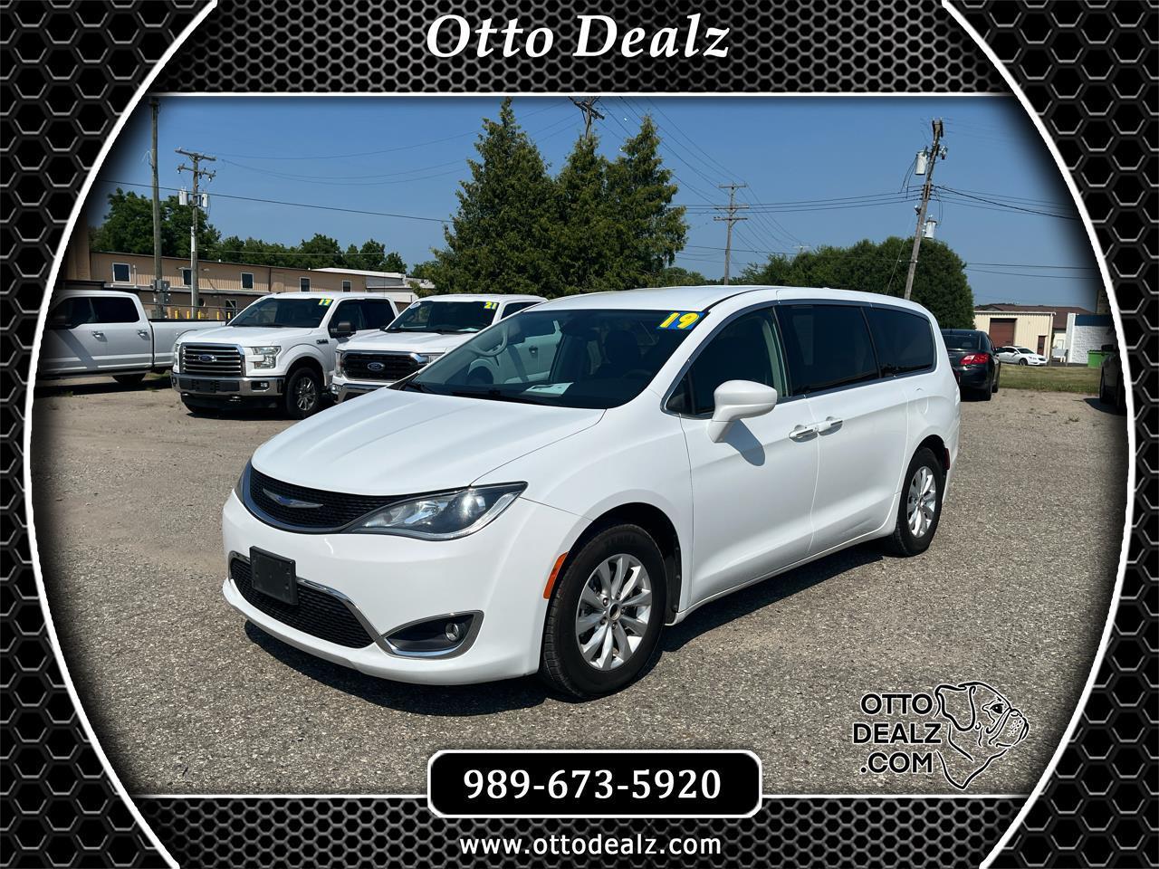 2019 Chrysler Pacifica TOURING PLUS
