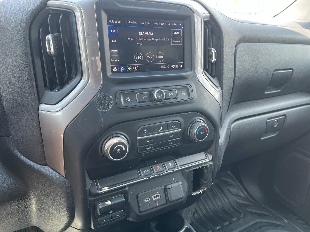 Chevrolet Silverado 1500  2021