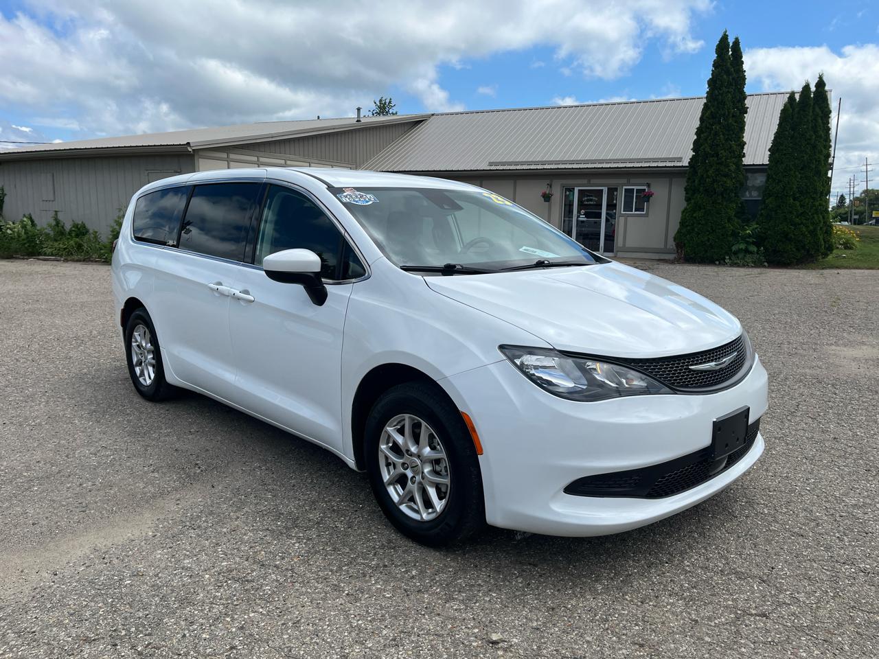 Chrysler Voyager  2023