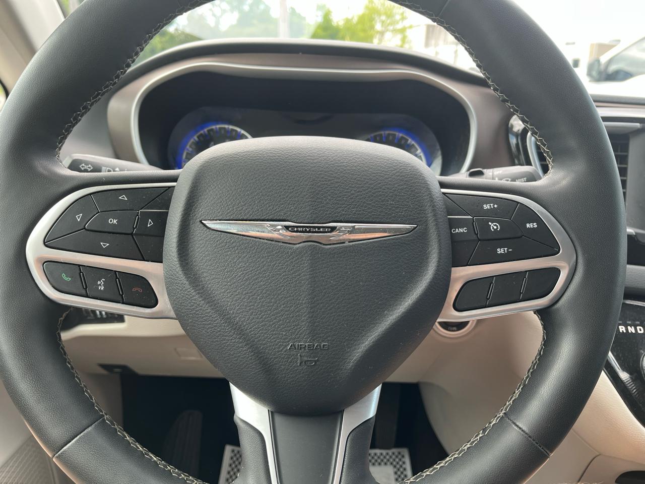 Chrysler Voyager  2023