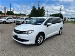 2023 Chrysler Voyager 