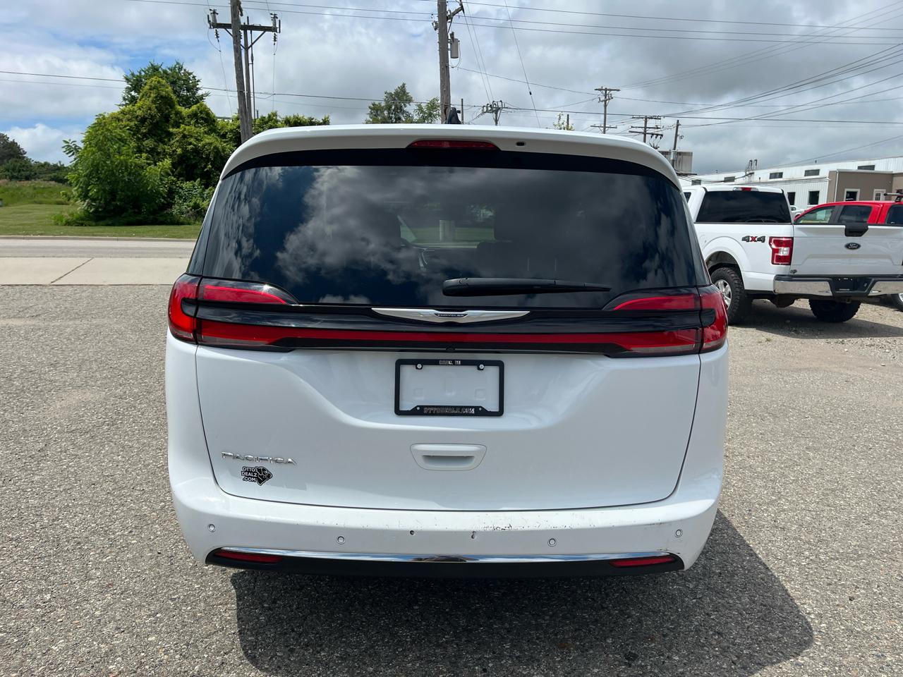 Chrysler Pacifica  2023