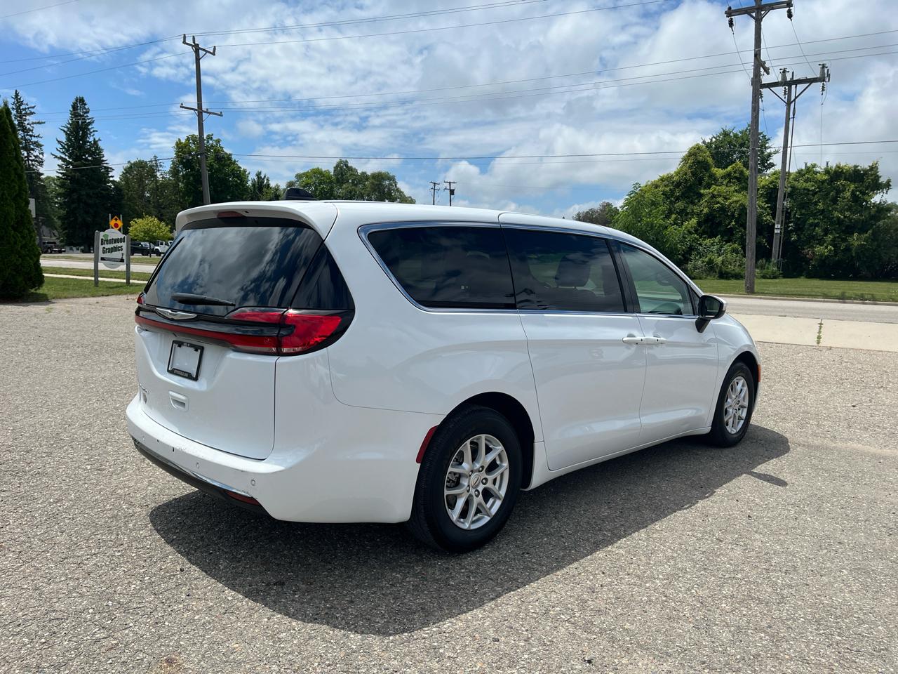 Chrysler Pacifica  2023