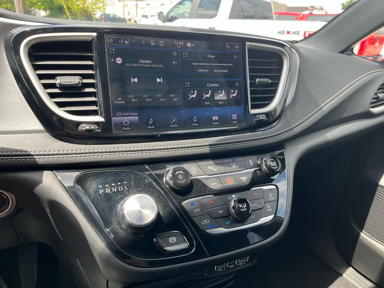Chrysler Pacifica  2023