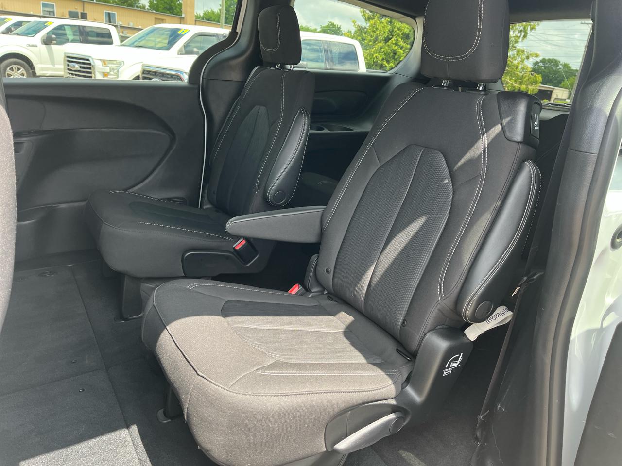 Chrysler Pacifica  2023