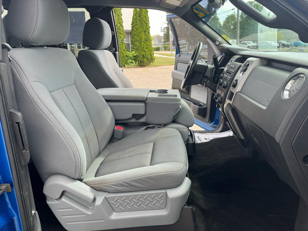 Ford F-150  2012