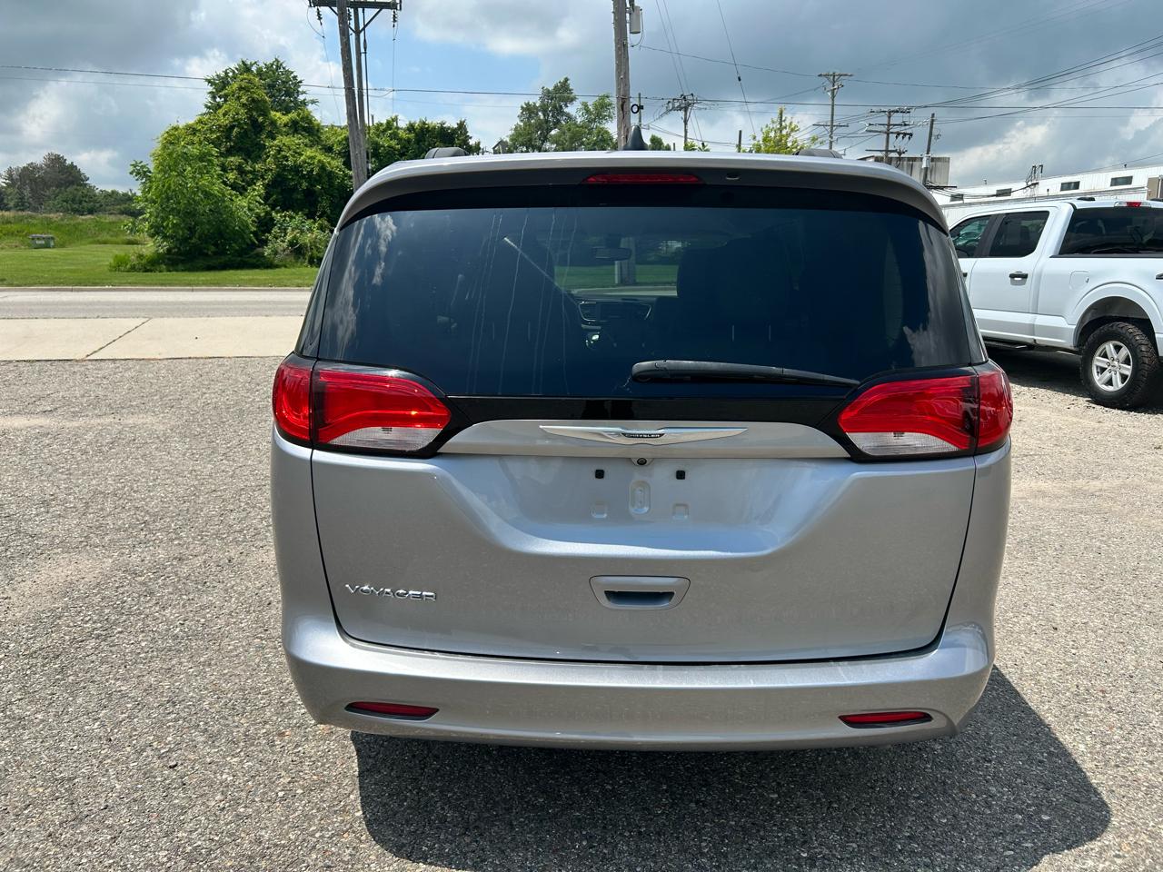 Chrysler Voyager  2021