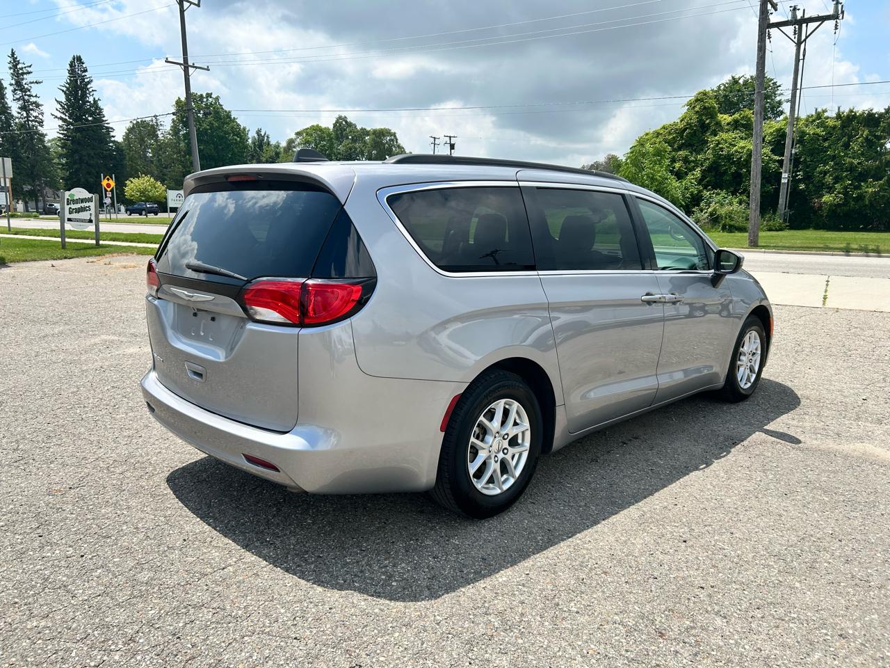 Chrysler Voyager  2021