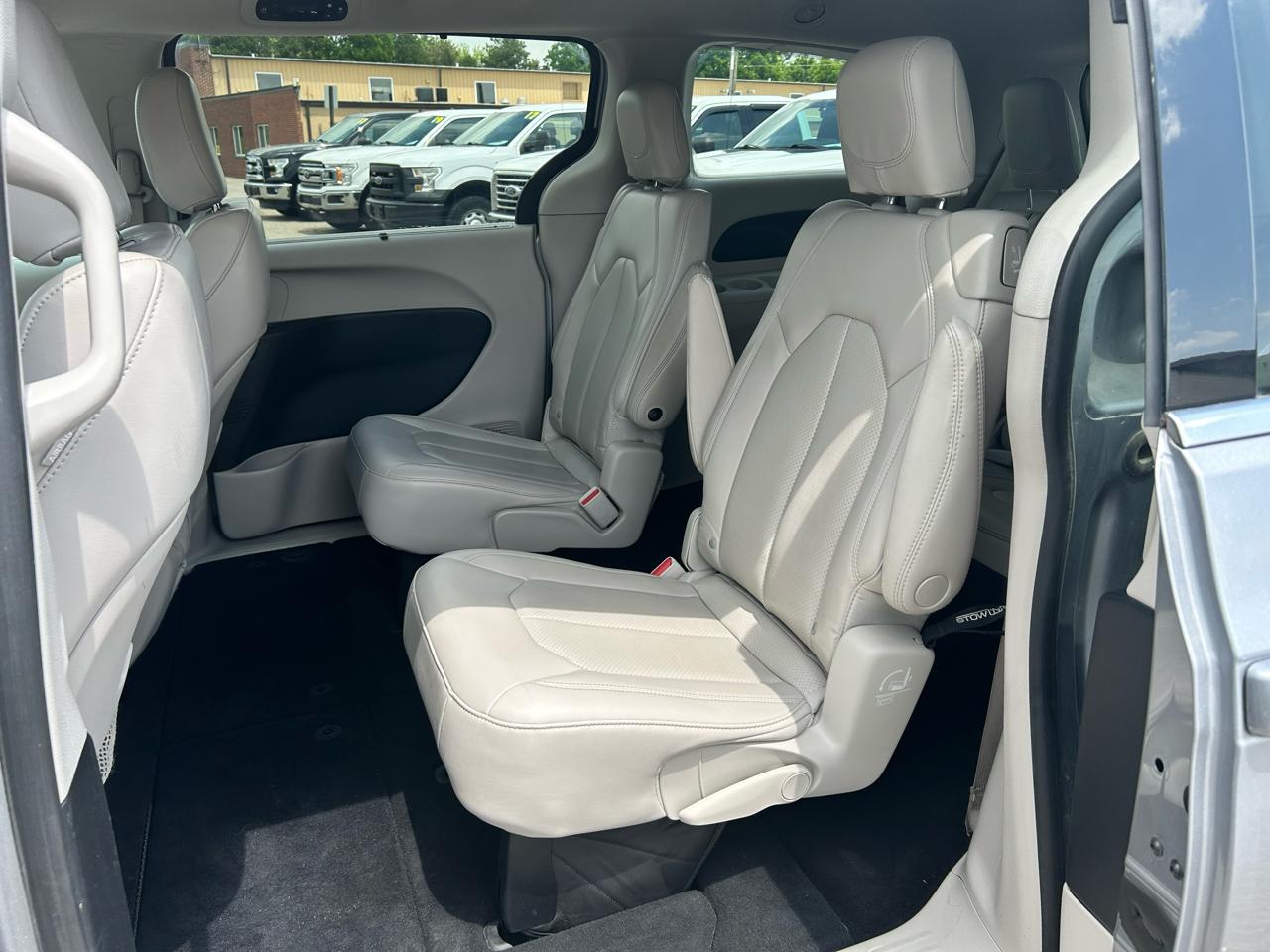 Chrysler Voyager  2021