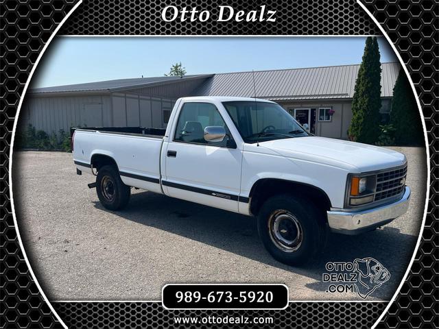 White 1993 Chevrolet C/K 2500 Pickup Truck Automatic