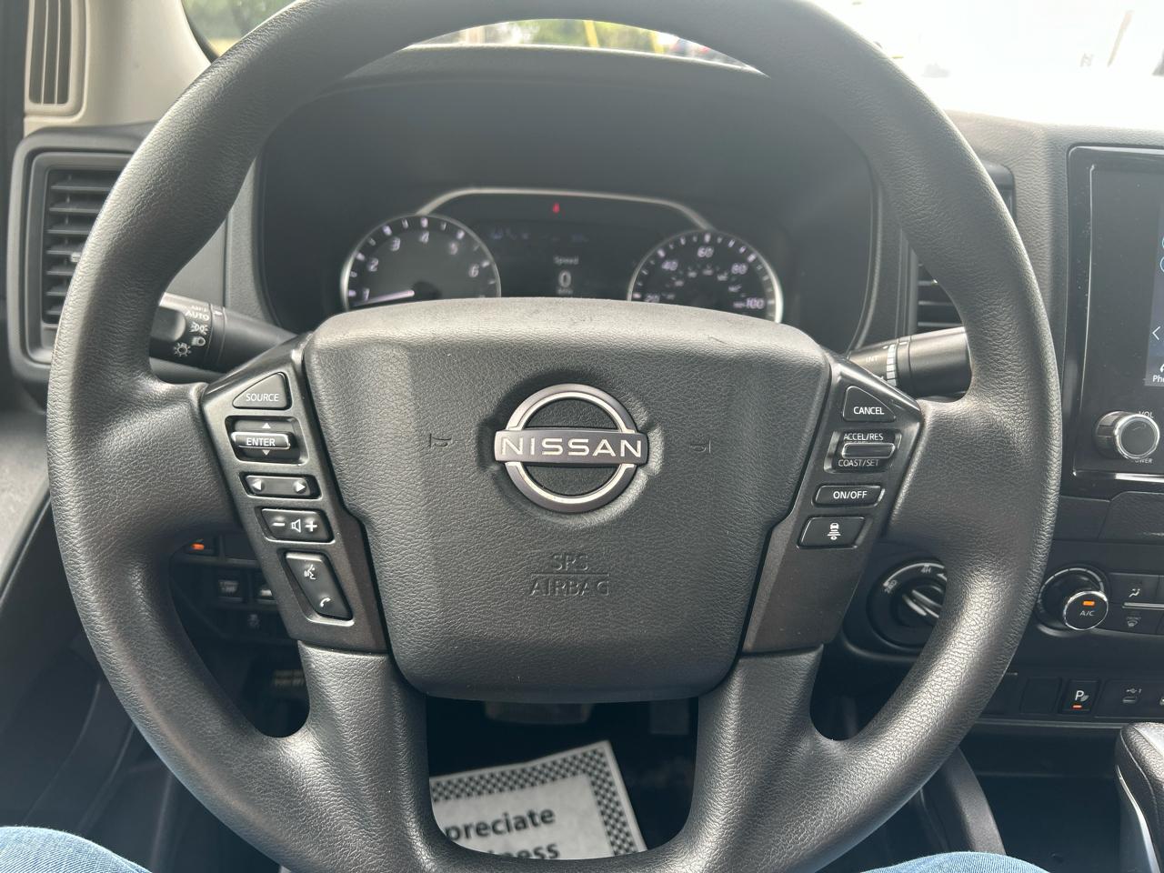 Nissan Frontier  2022