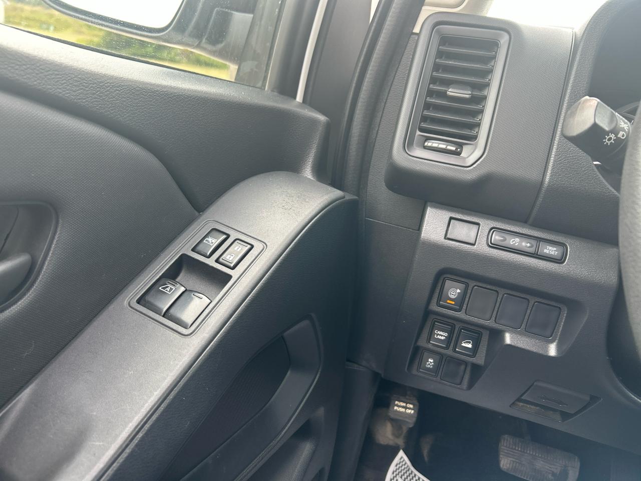 Nissan Frontier  2022