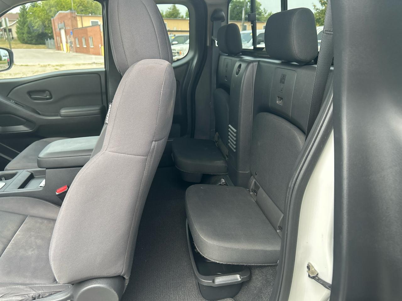 Nissan Frontier  2022