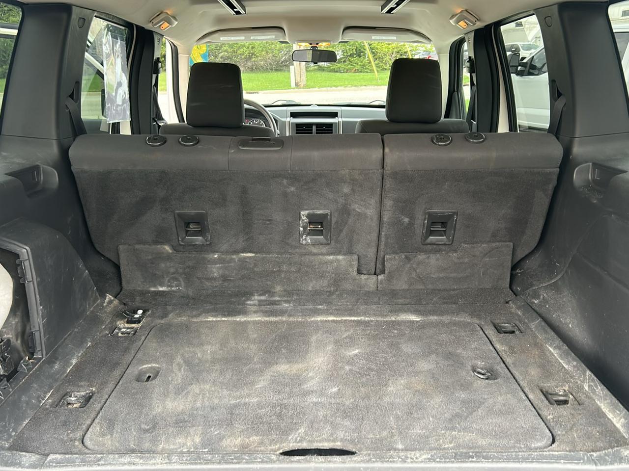 Jeep Liberty  2009