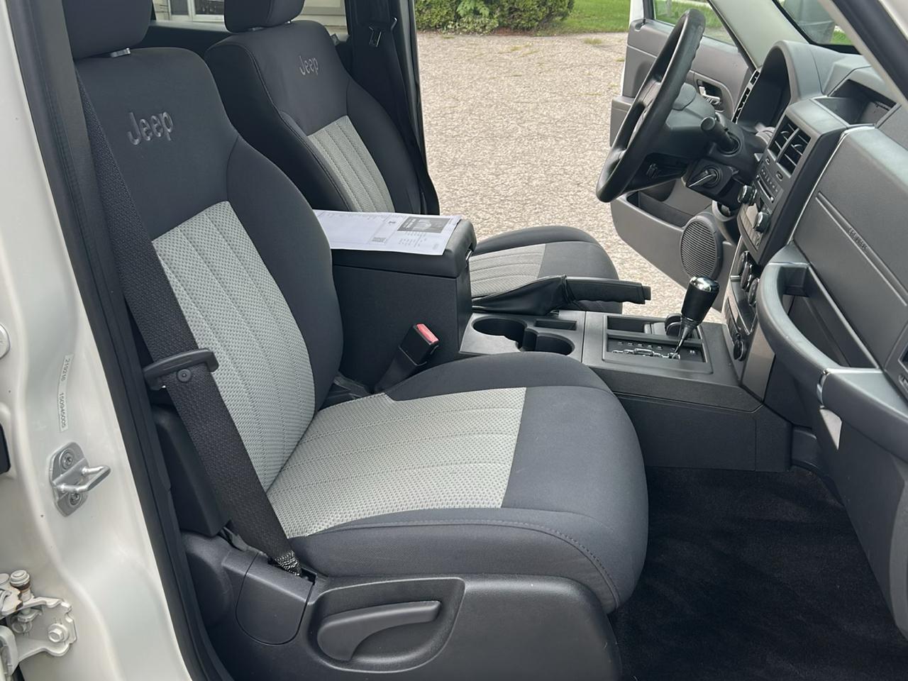 Jeep Liberty  2009